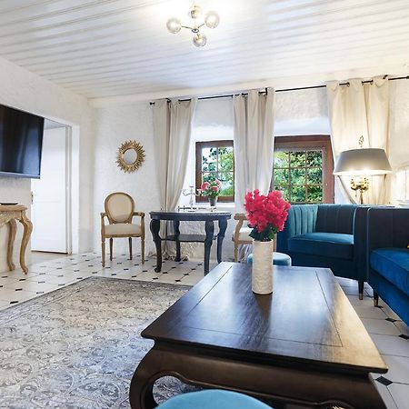 Chateau Du Chatelard | 2 Persons Montreux Exterior photo
